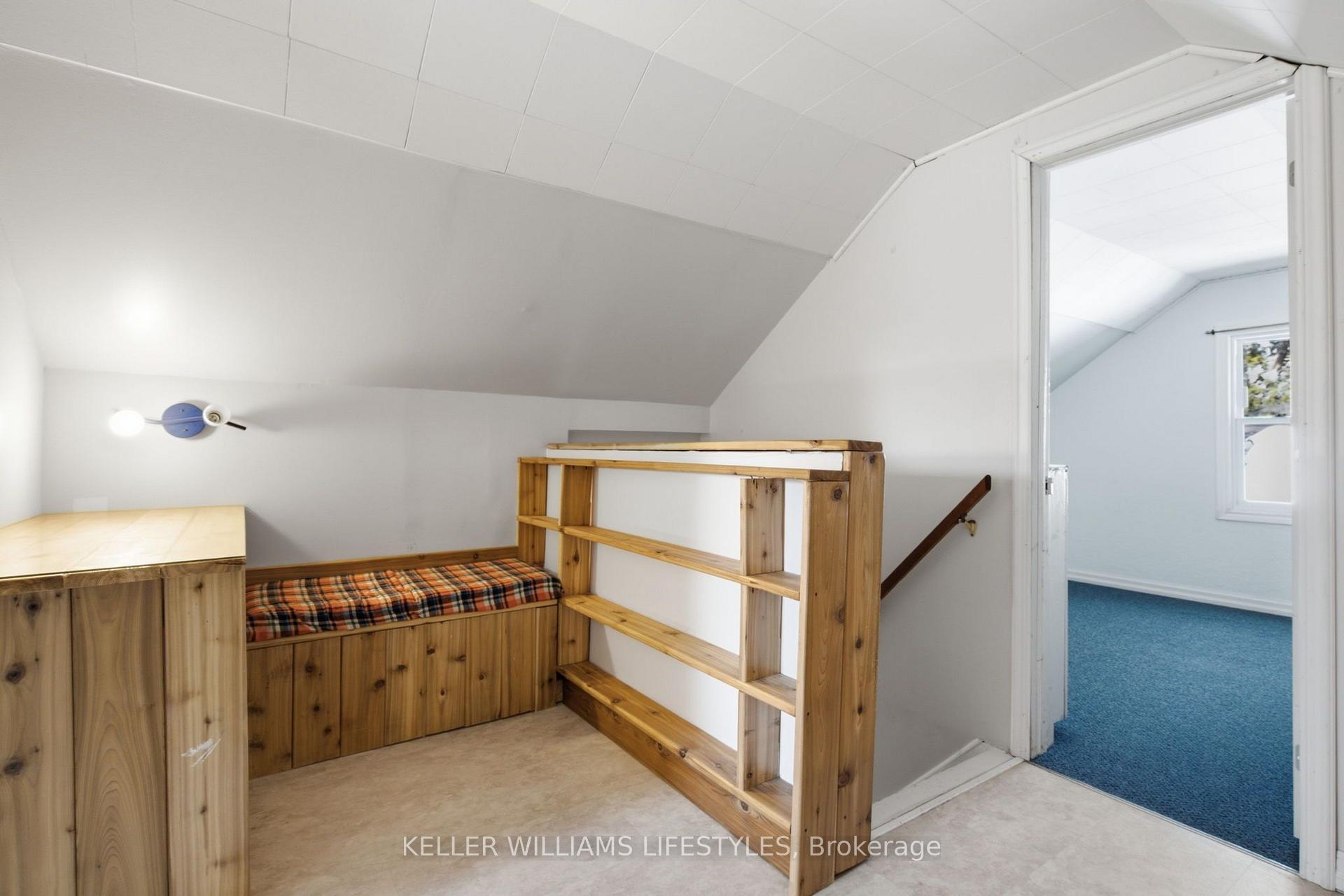 Photo 21 of 60 Churchill Crescent, St. Thomas — HOMEH