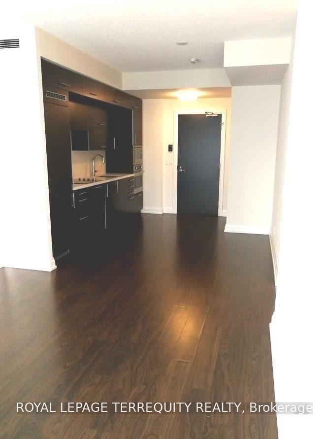 Photo 4 of Unit 1307, 2 Anndale Drive, North York, Willowdale East — HOMEH
