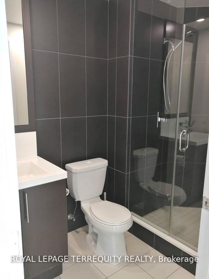 Photo 8 of Unit 1307, 2 Anndale Drive, North York, Willowdale East — HOMEH