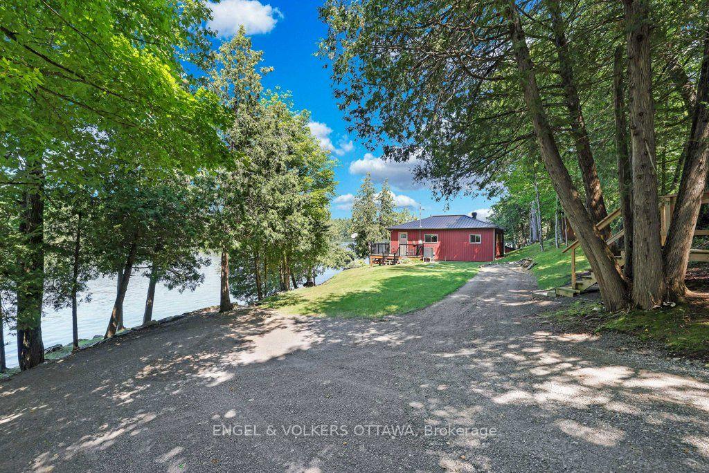 Photo 16 of 1752 C Mohawk Lane, Frontenac, Frontenac Centre — HOMEH