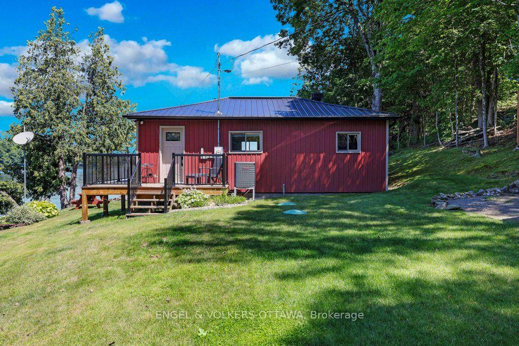 Photo 17 of 1752 C Mohawk Lane, Frontenac, Frontenac Centre — HOMEH