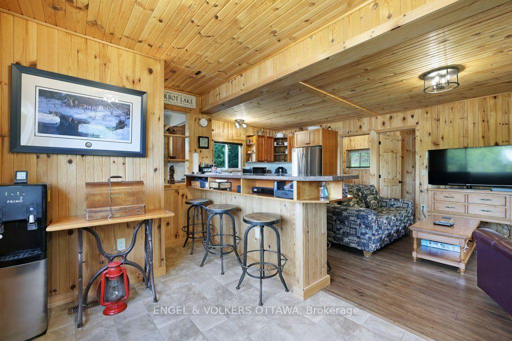 Photo 18 of 1752 C Mohawk Lane, Frontenac, Frontenac Centre — HOMEH