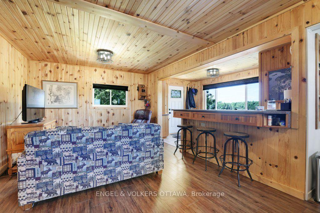 Photo 21 of 1752 C Mohawk Lane, Frontenac, Frontenac Centre — HOMEH