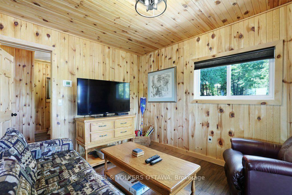Photo 23 of 1752 C Mohawk Lane, Frontenac, Frontenac Centre — HOMEH