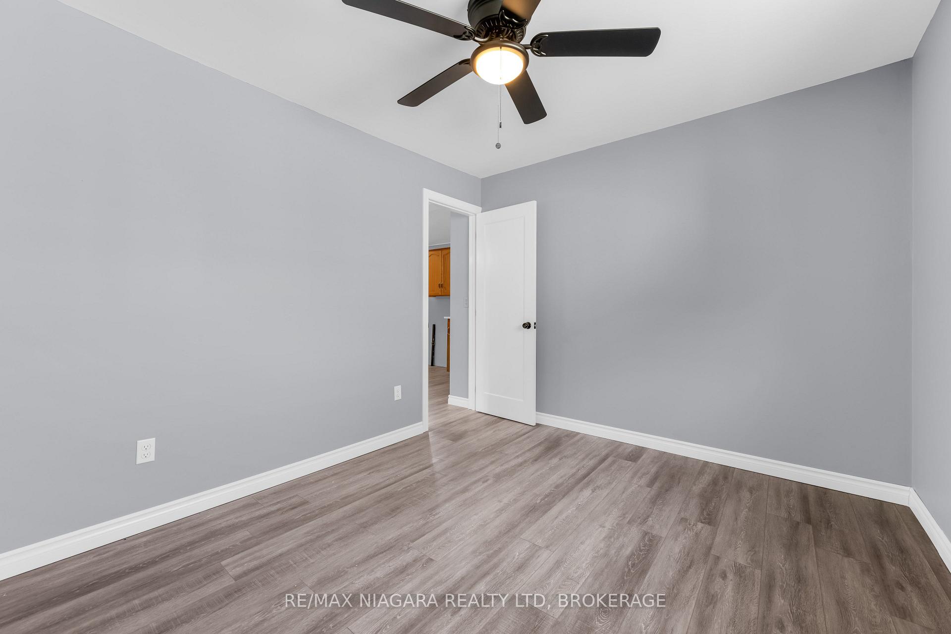 Photo 12 of 394 Simpson Avenue, Welland, Lincoln/Crowland — HOMEH