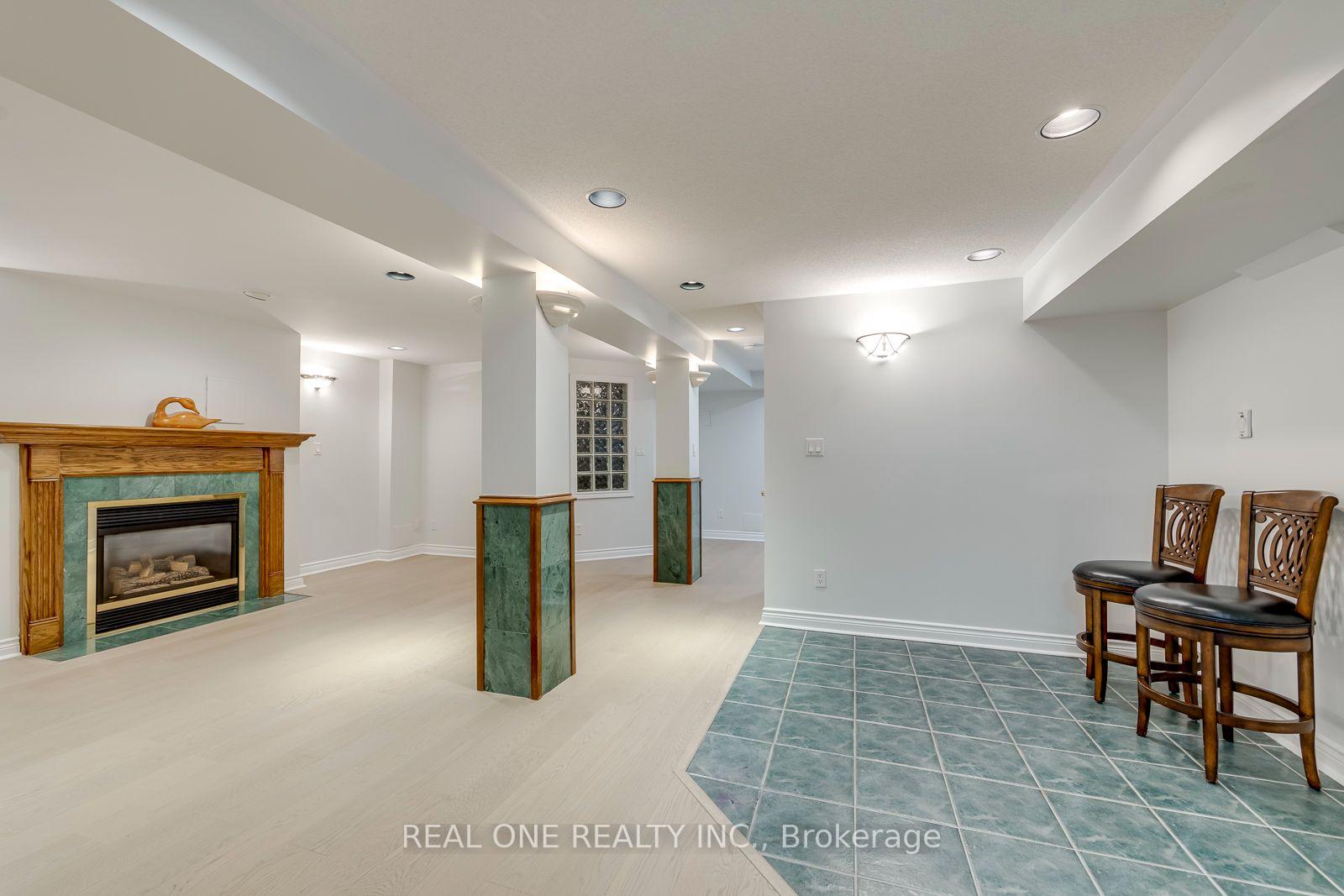 Photo 35 of 1124 Thoresby Drive, Oakville, Clearview — HOMEH