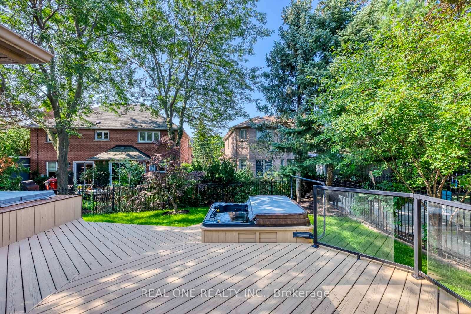 Photo 43 of 1124 Thoresby Drive, Oakville, Clearview — HOMEH