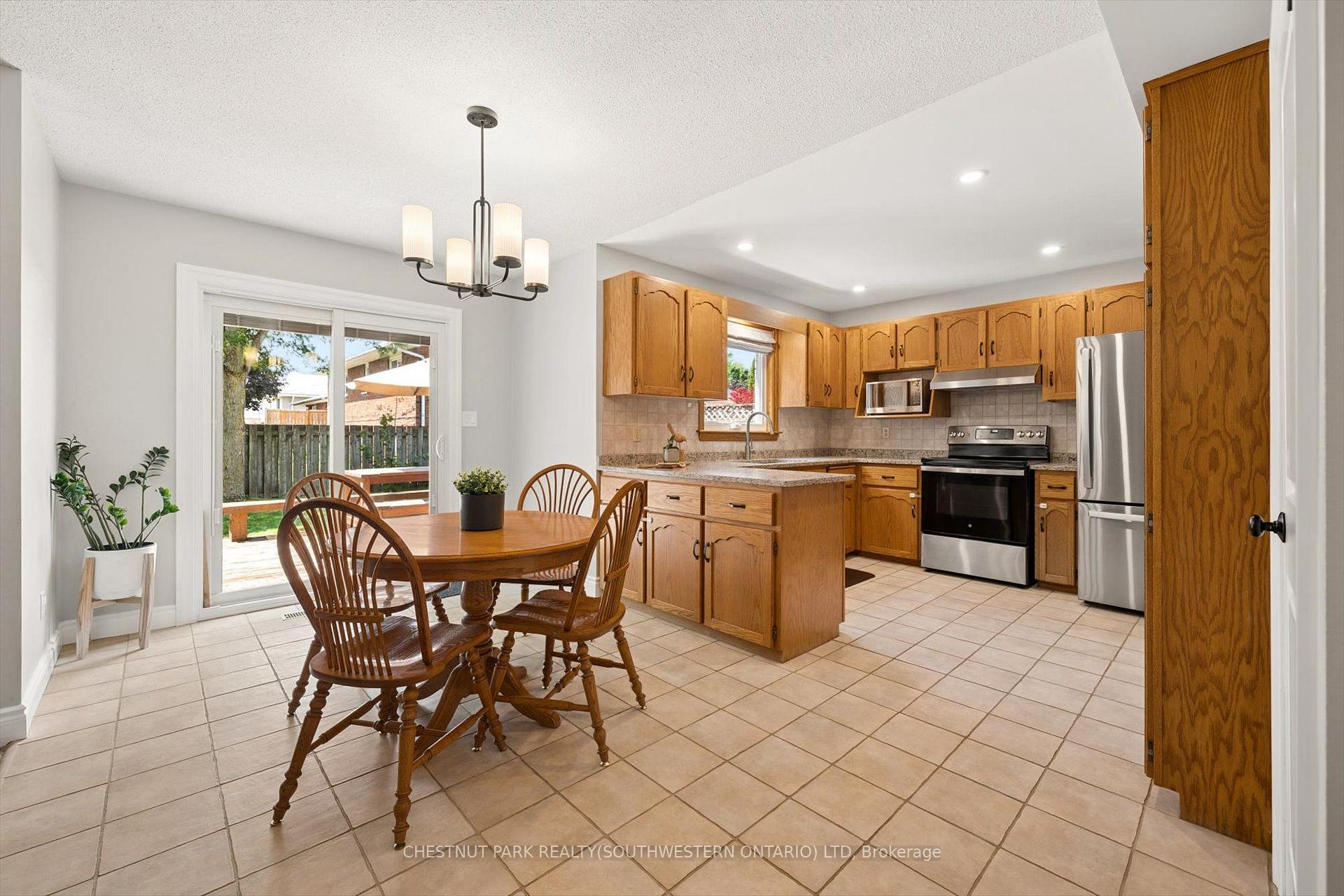 Photo 17 of 43 Mcgregor Street, Stratford — HOMEH