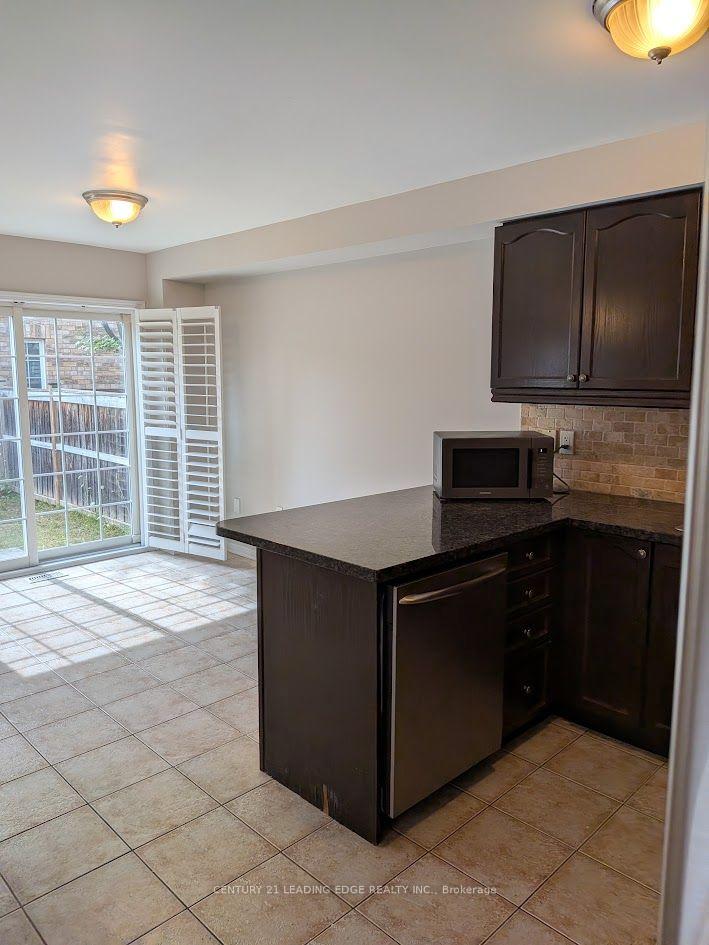 Photo 4 of 115 Elliottglen Drive, Ajax, Northeast Ajax — HOMEH