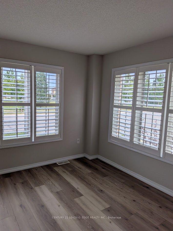 Photo 8 of 115 Elliottglen Drive, Ajax, Northeast Ajax — HOMEH