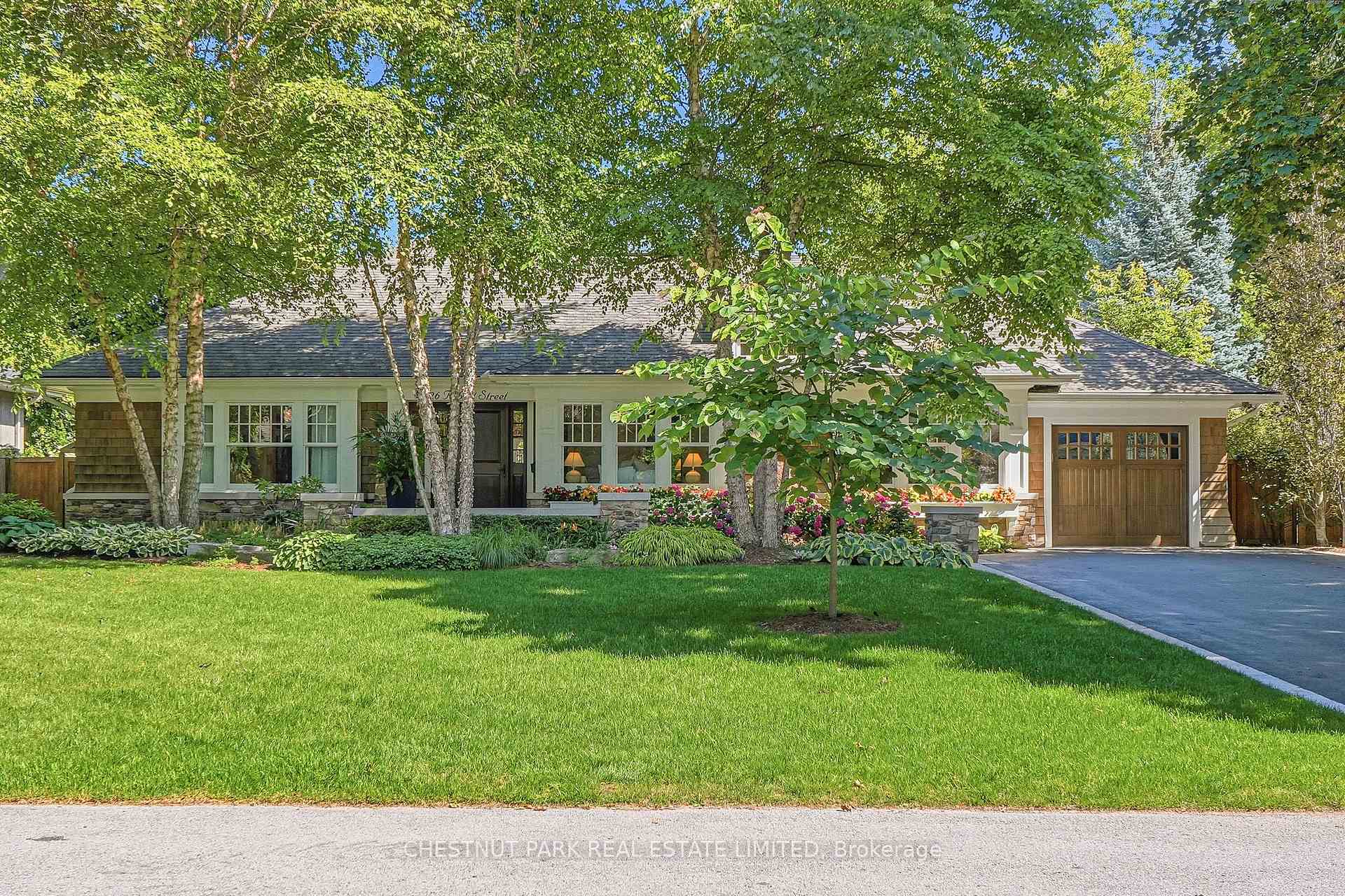 Photo 2 of 3226 Robert Street, Burlington, Roseland — HOMEH