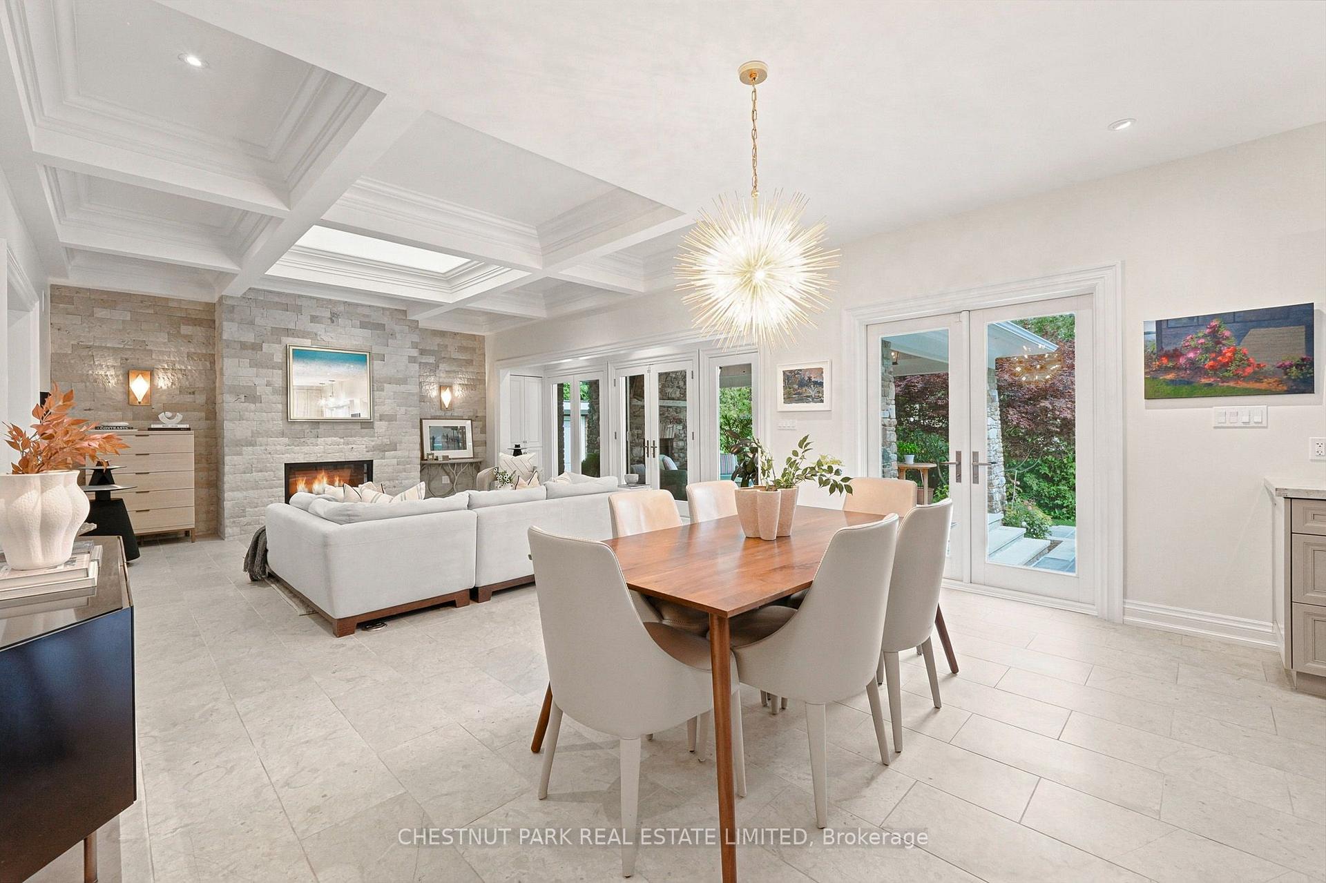 Photo 12 of 3226 Robert Street, Burlington, Roseland — HOMEH