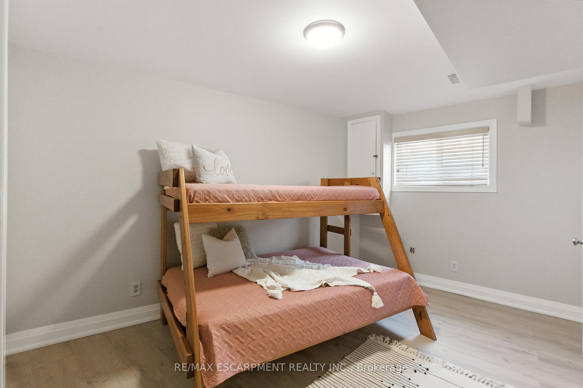 Photo 33 of 115 Pioneer Lane, Blue Mountains — HOMEH