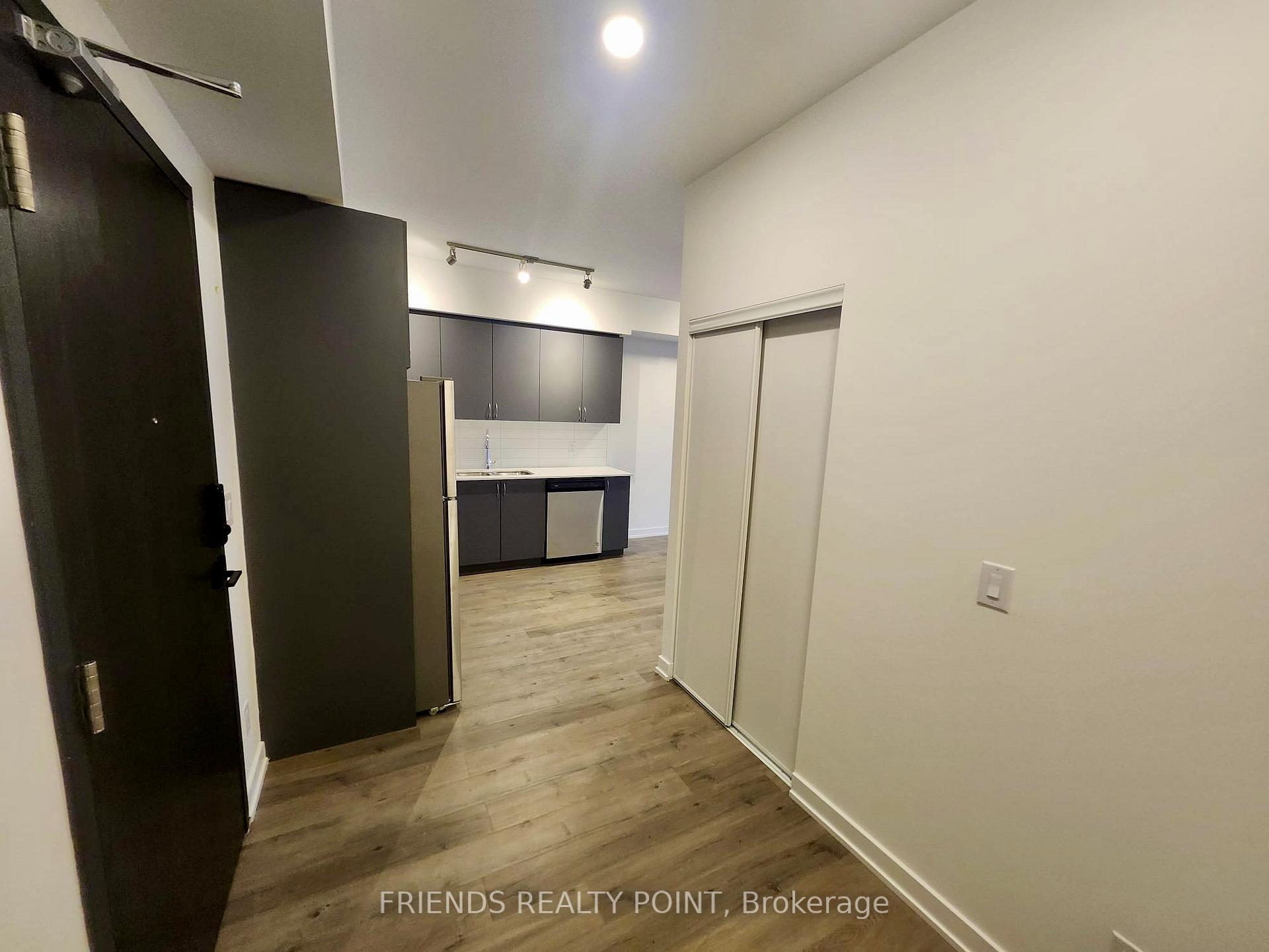 Photo 7 of Unit 712, 56 Lakeside Terrace, Barrie, Little Lake — HOMEH