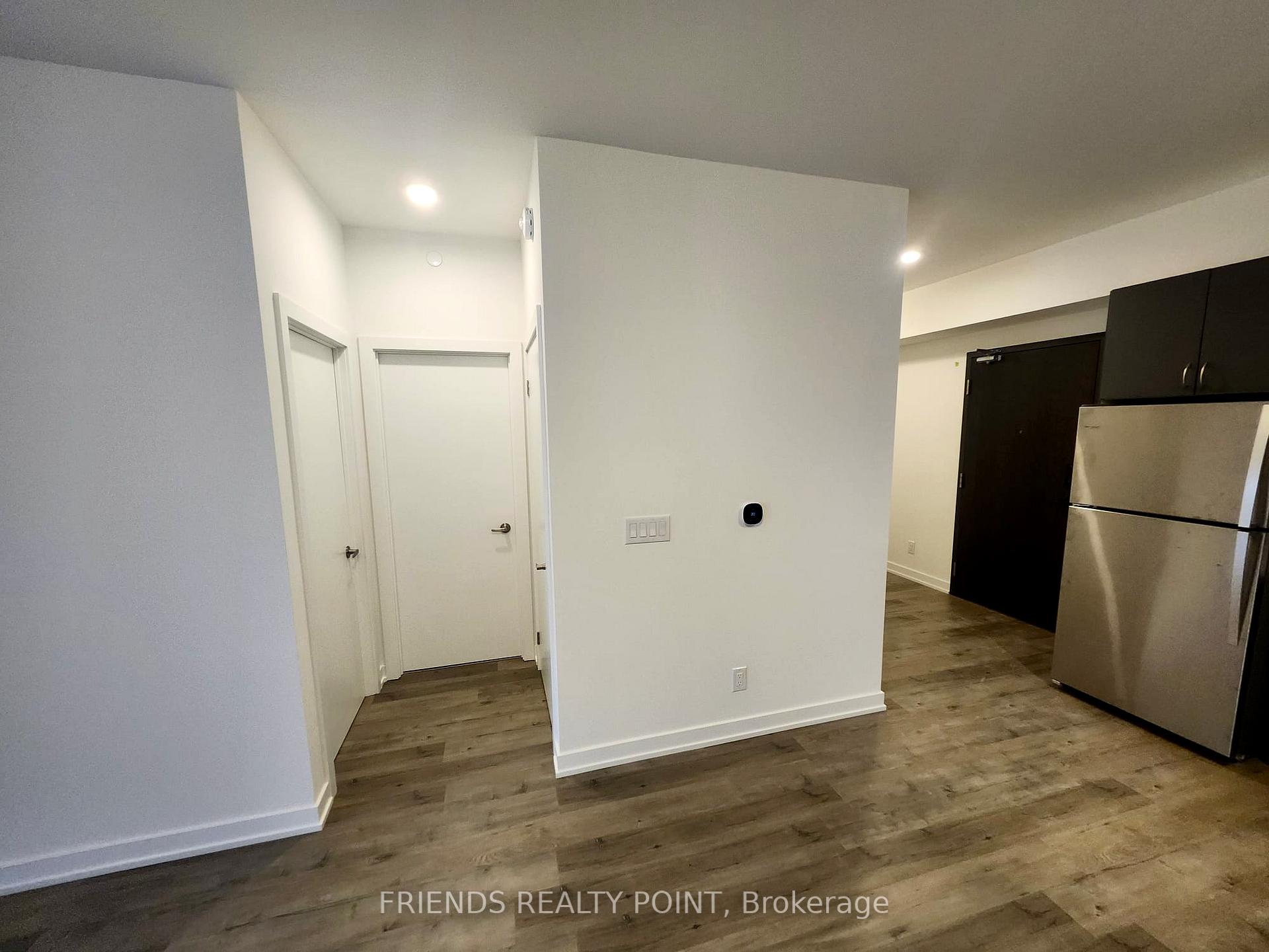 Photo 8 of Unit 712, 56 Lakeside Terrace, Barrie, Little Lake — HOMEH