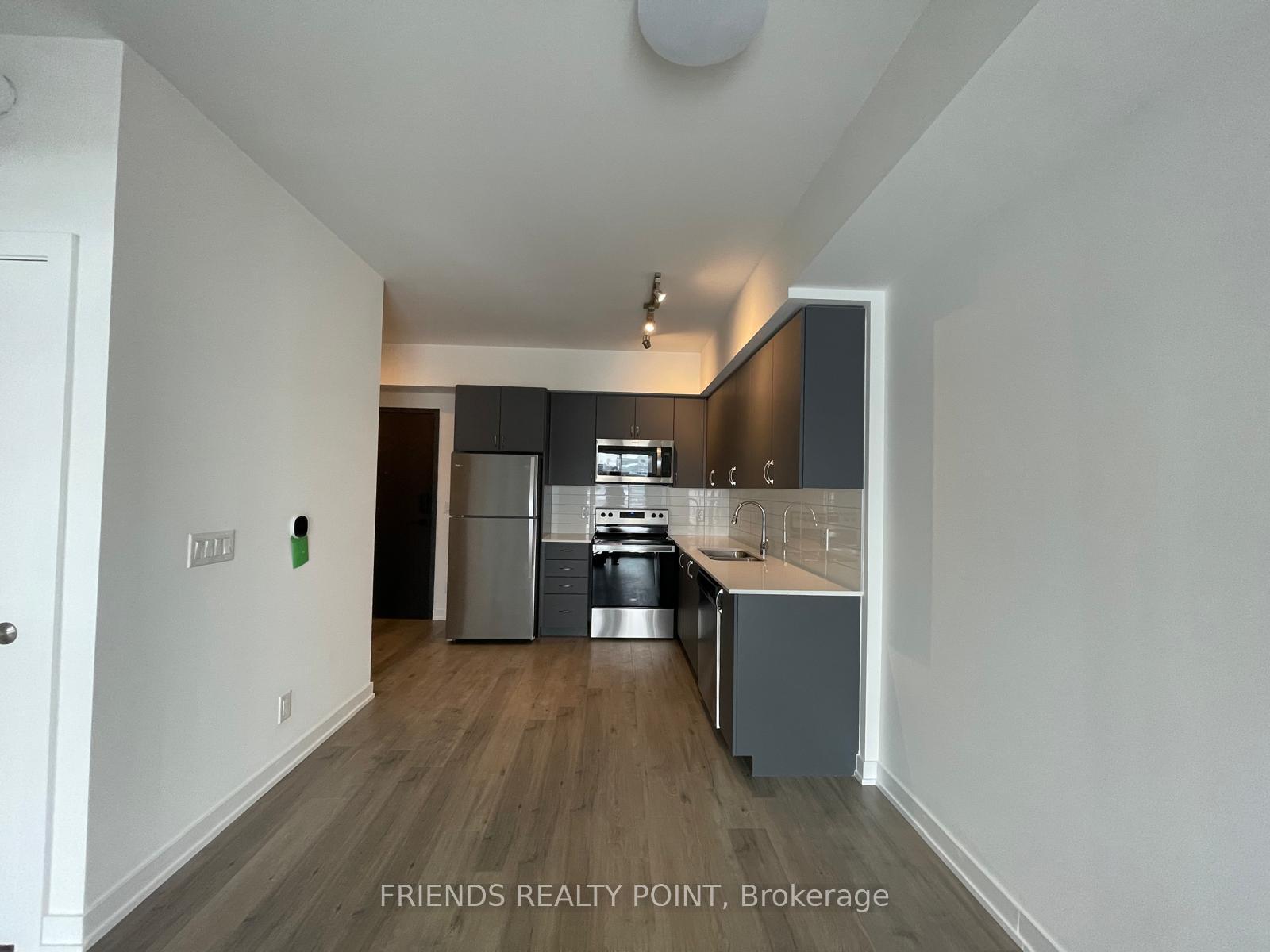 Photo 9 of Unit 712, 56 Lakeside Terrace, Barrie, Little Lake — HOMEH