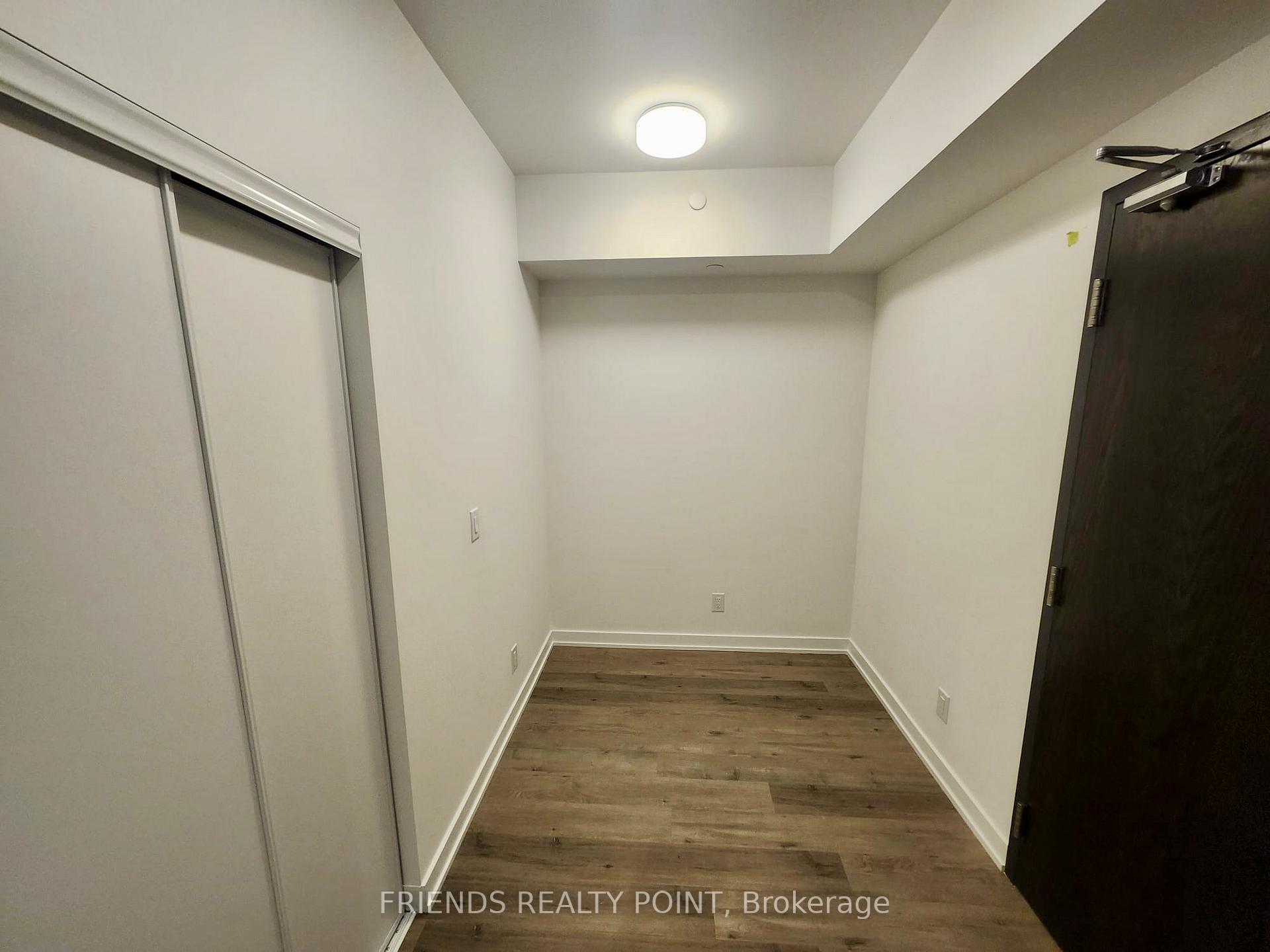 Photo 13 of Unit 712, 56 Lakeside Terrace, Barrie, Little Lake — HOMEH