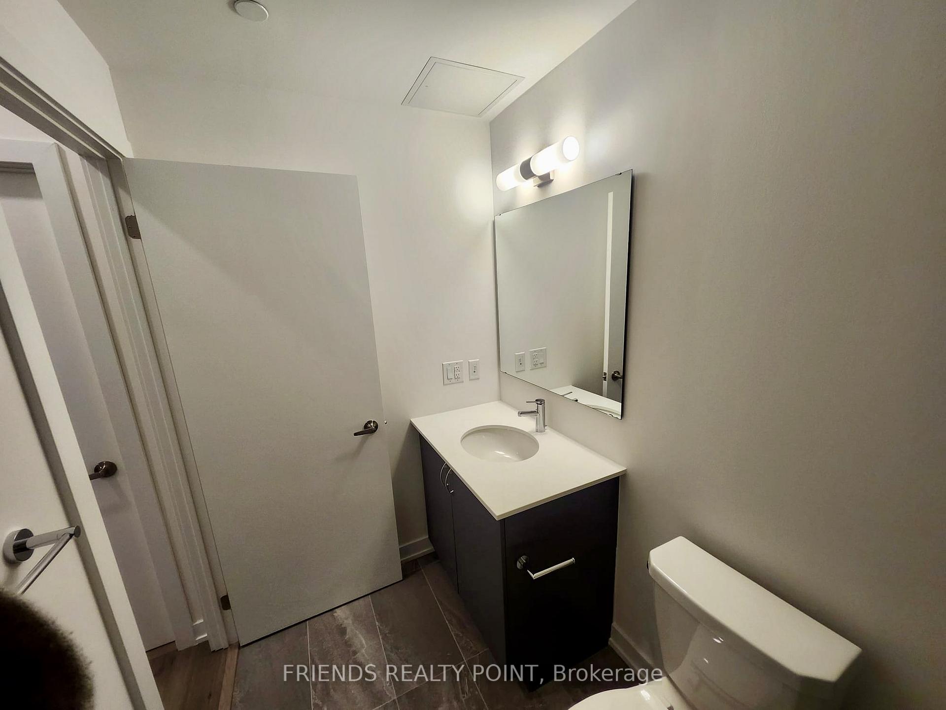 Photo 15 of Unit 712, 56 Lakeside Terrace, Barrie, Little Lake — HOMEH