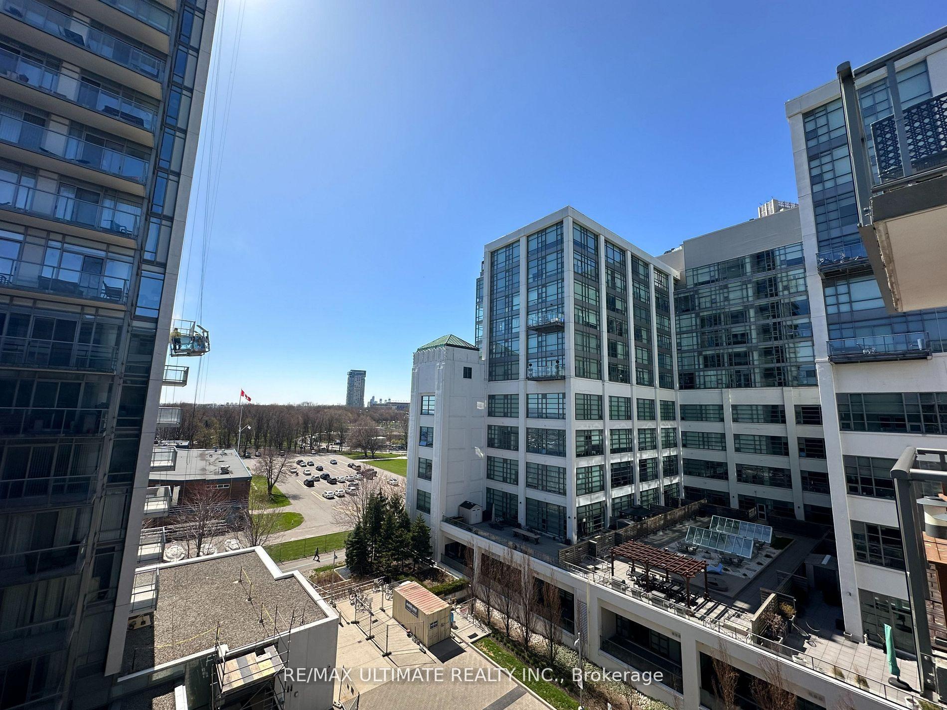 Photo 12 of Unit 705, 90 Stadium Road, Toronto, Niagara — HOMEH