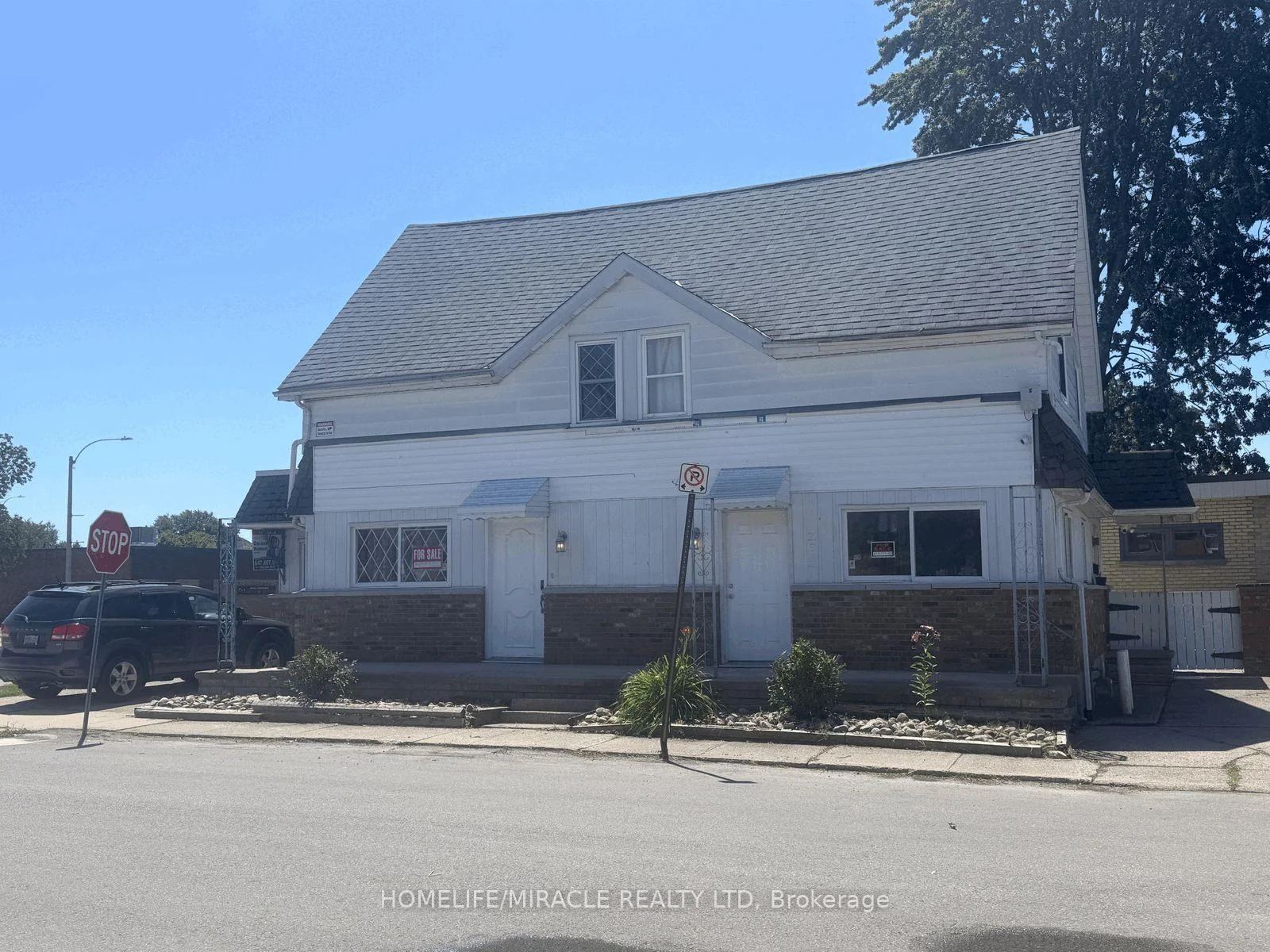 Front of 217 Creek Street