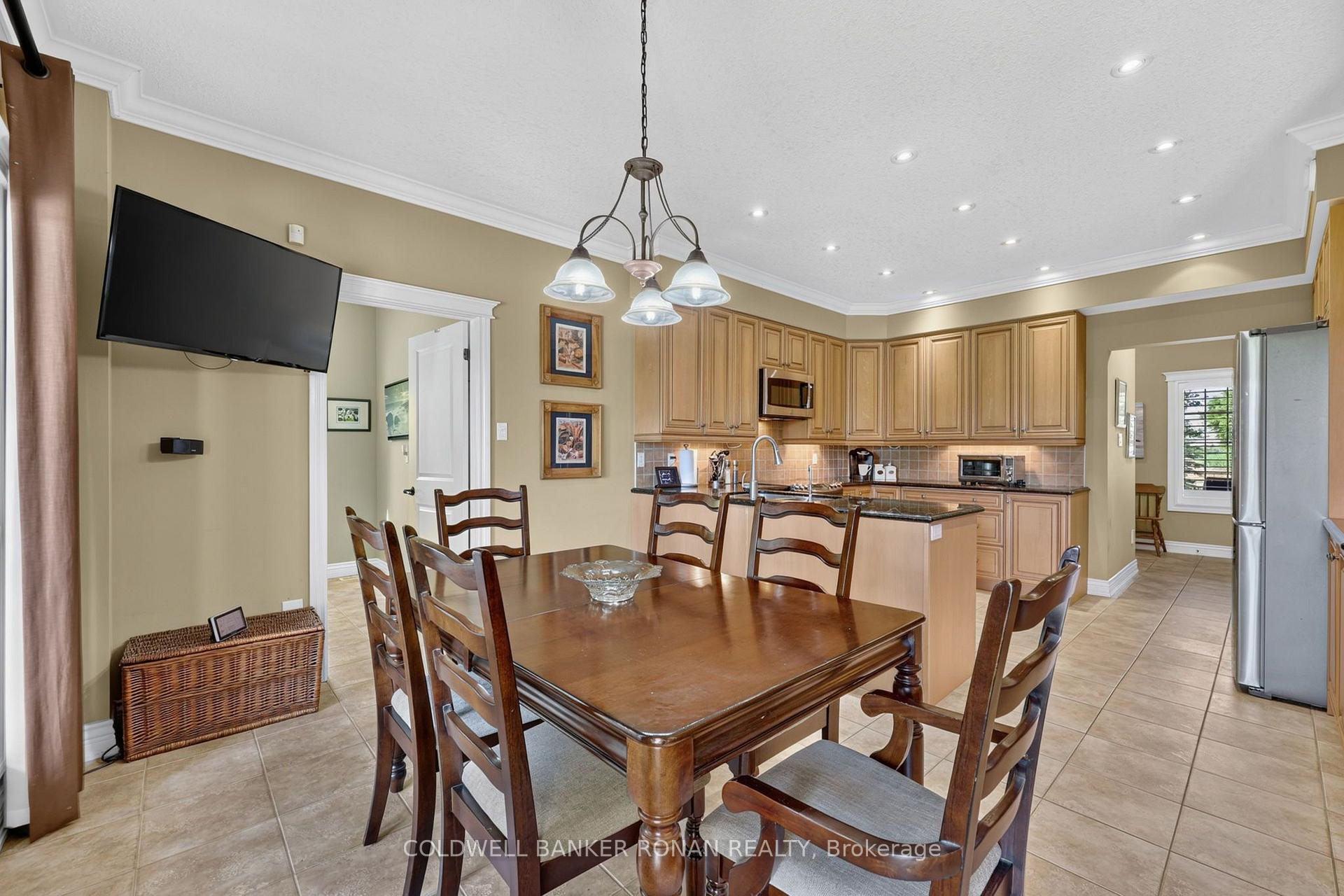 Photo 10 of 128 Denney Drive, Essa, Baxter — HOMEH