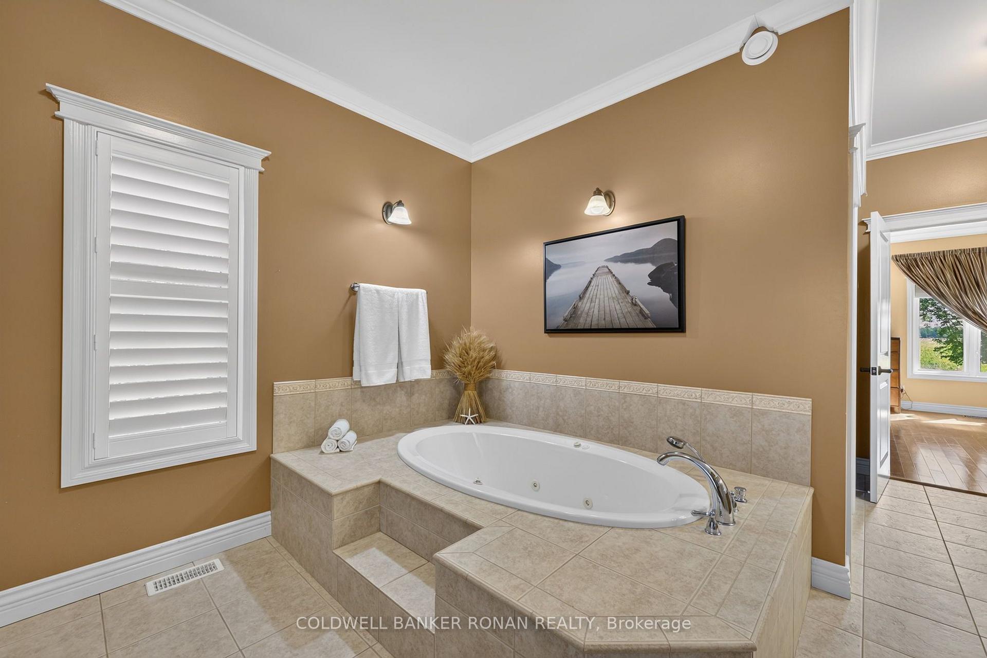 Photo 17 of 128 Denney Drive, Essa, Baxter — HOMEH