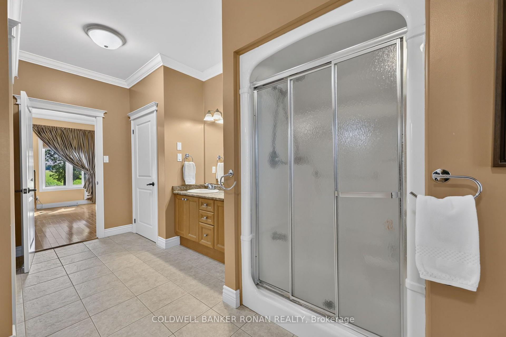Photo 18 of 128 Denney Drive, Essa, Baxter — HOMEH