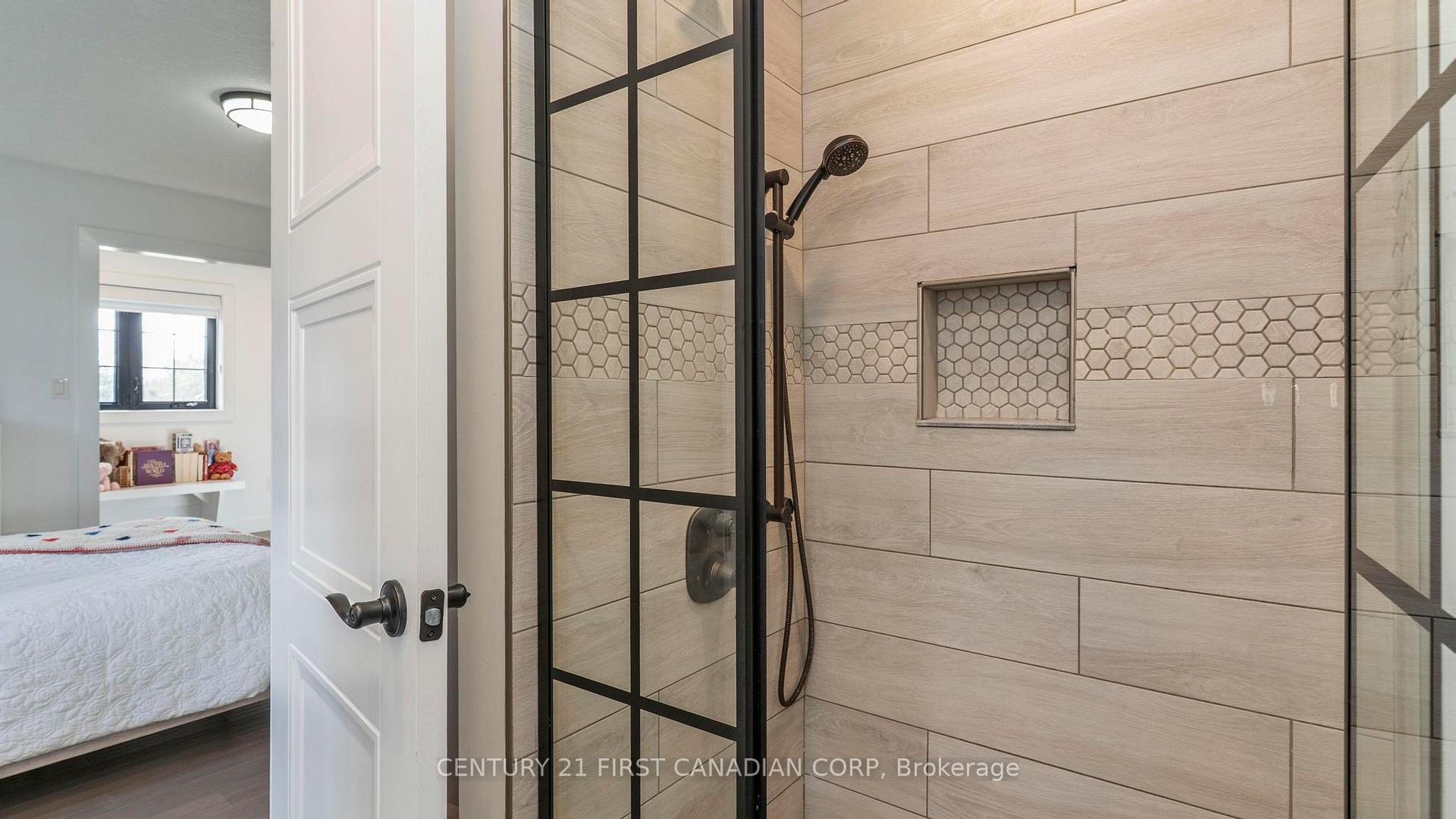 Photo 31 of 15257 Twelve Mile Road, Middlesex Centre, Bryanston — HOMEH