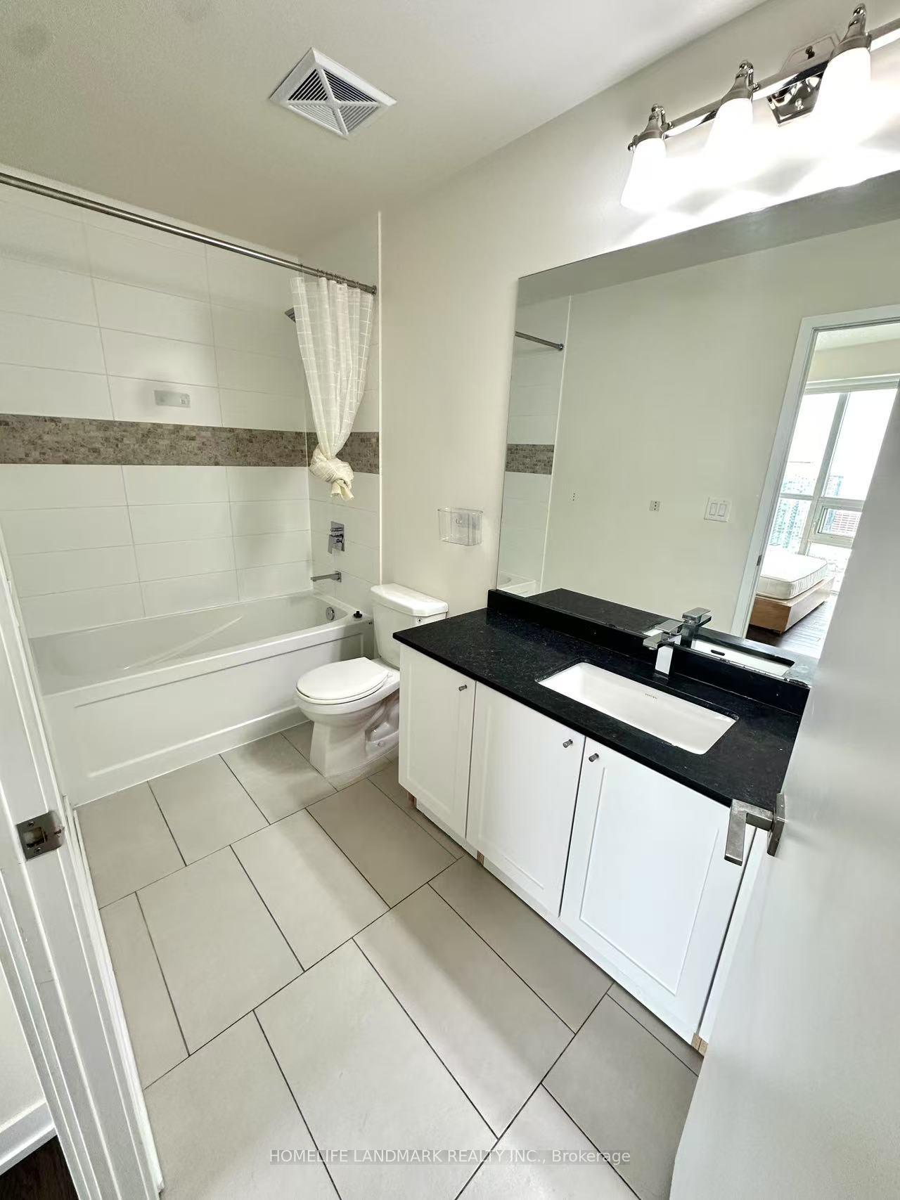 Front of Unit 3507, 510 Curran Place