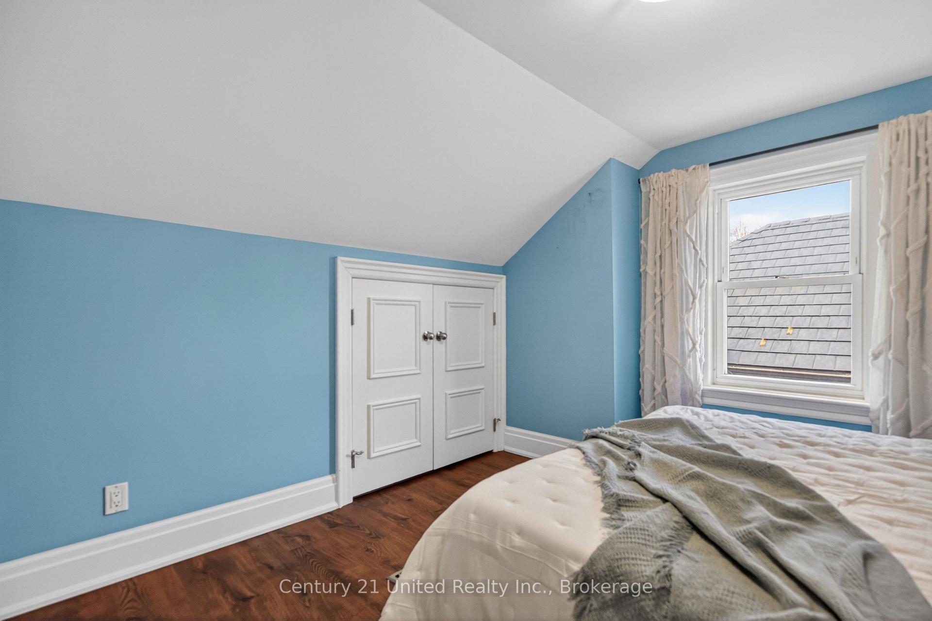 Photo 31 of 810 Byron Street S, Whitby, Downtown Whitby — HOMEH