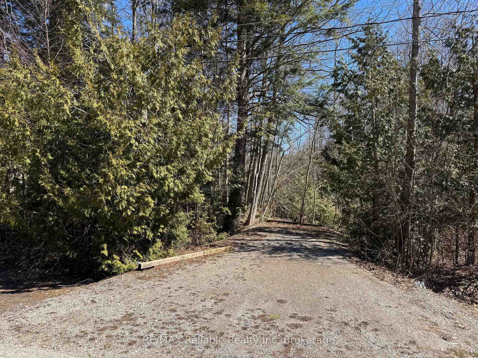 Photo 4 of 28 George Street, Bluewater, Bayfield — HOMEH