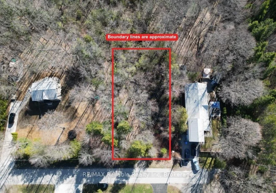 Photo 2 of 28 George Street, Bluewater, Bayfield — HOMEH