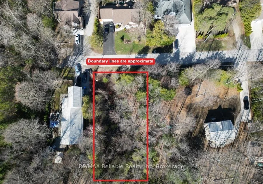 Photo 10 of 28 George Street, Bluewater, Bayfield — HOMEH