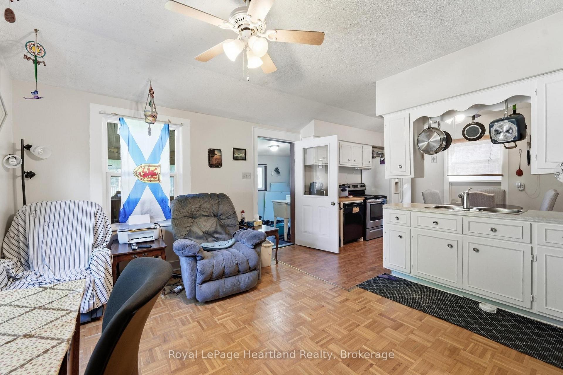 Photo 4 of 122 Fulton Street, Central Huron, Clinton — HOMEH