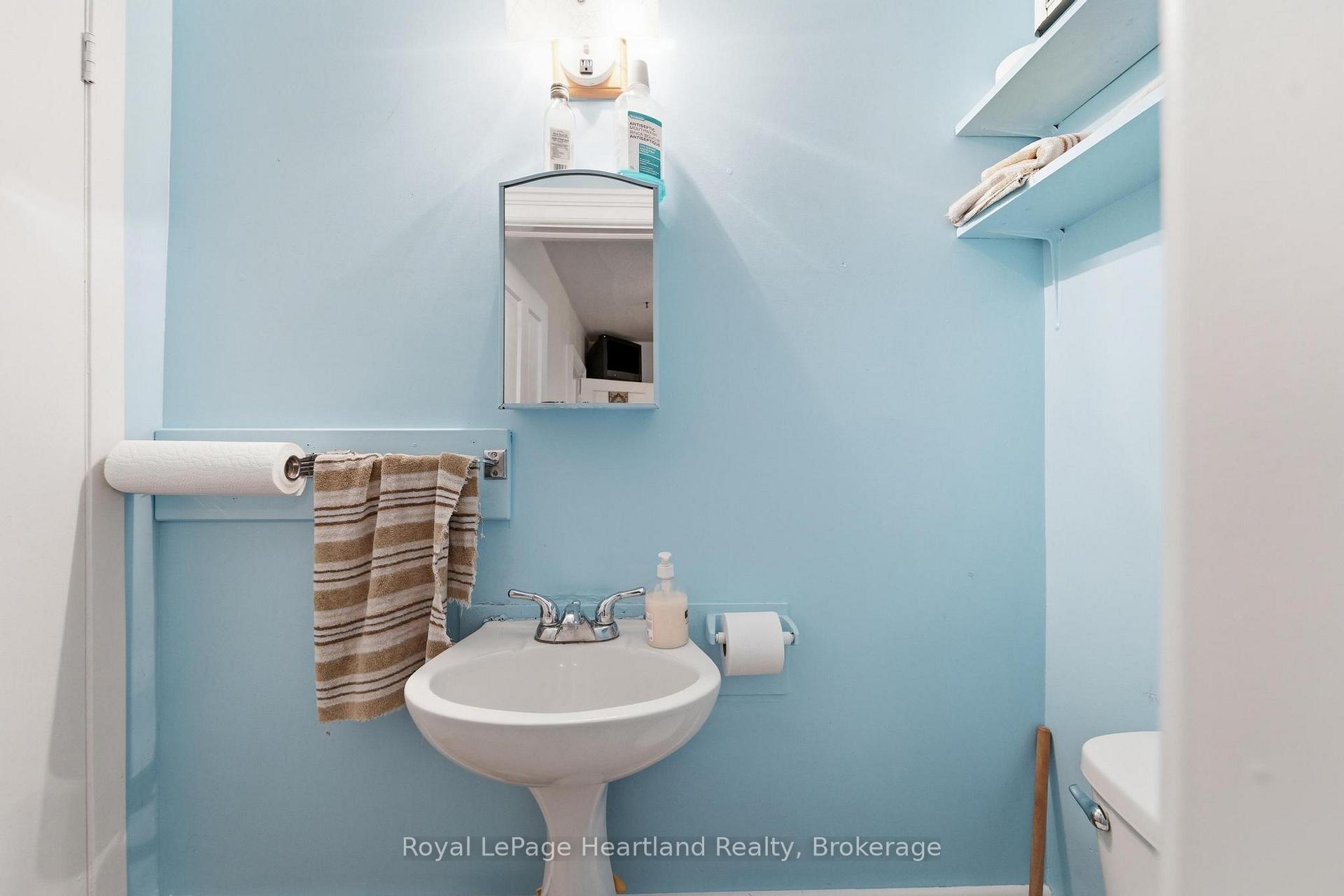 Photo 16 of 122 Fulton Street, Central Huron, Clinton — HOMEH