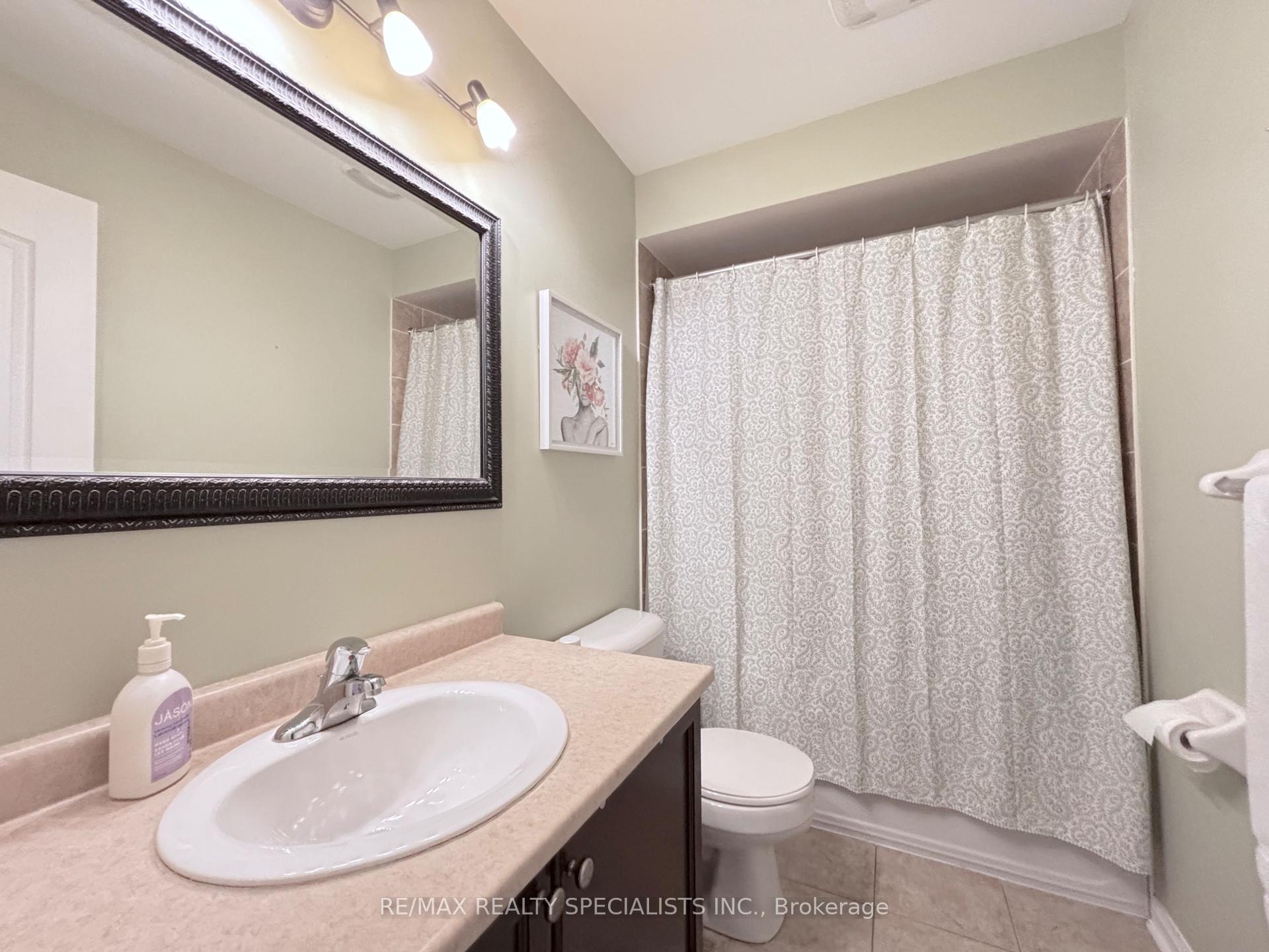 Photo 16 of Unit 53, 470 Beach Boulevard, Hamilton, Hamilton Beach — HOMEH