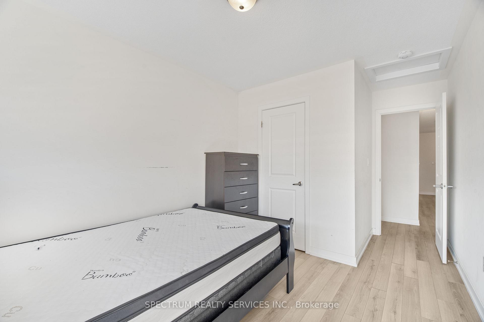 Photo 23 of 1546 Rose Way, Milton, Cobban — HOMEH