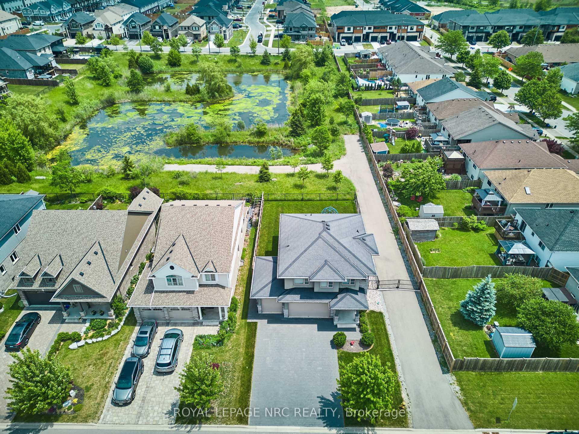 Photo 4 of 80 Days Avenue, Thorold, Hurricane/Merrittville — HOMEH