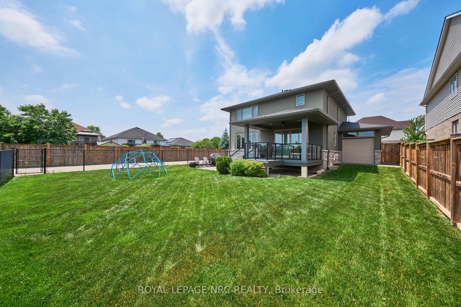 Photo 11 of 80 Days Avenue, Thorold, Hurricane/Merrittville — HOMEH