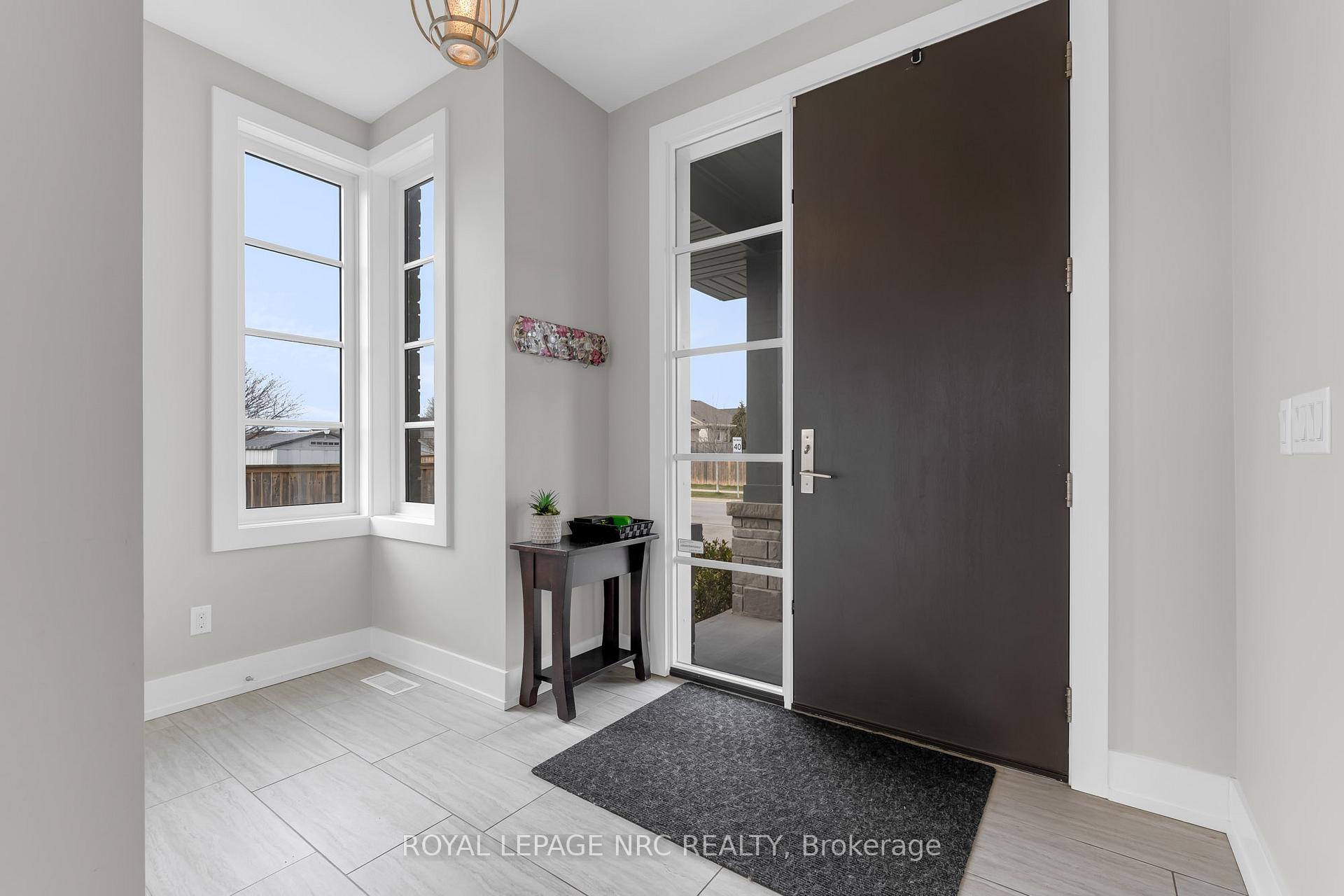 Photo 15 of 80 Days Avenue, Thorold, Hurricane/Merrittville — HOMEH