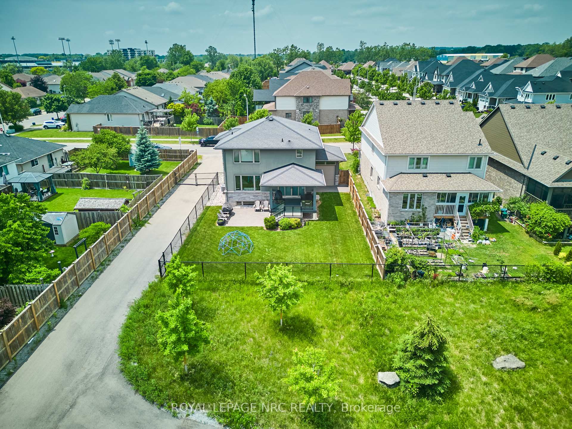 Photo 49 of 80 Days Avenue, Thorold, Hurricane/Merrittville — HOMEH
