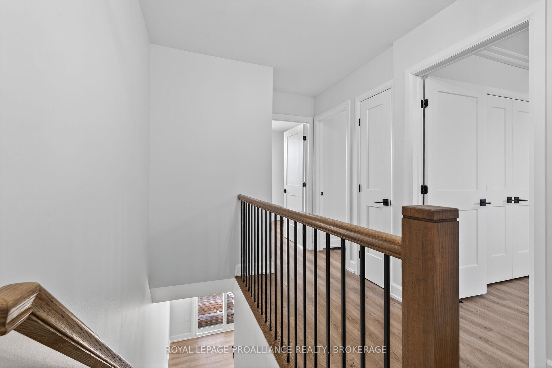 Photo 15 of 957 Oakview Avenue, Kingston, South of Taylor-Kidd Blvd — HOMEH