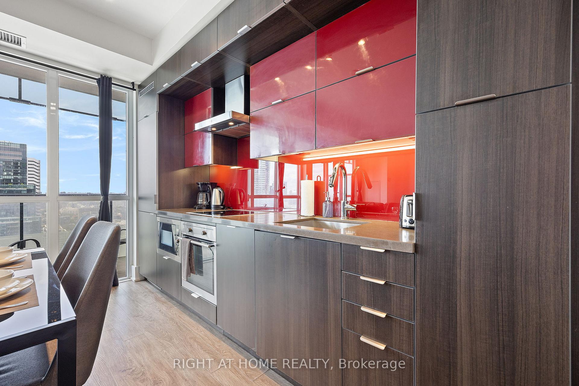 Photo 7 of Unit 3903, 300 front Street W, Toronto, Waterfront Communities — HOMEH