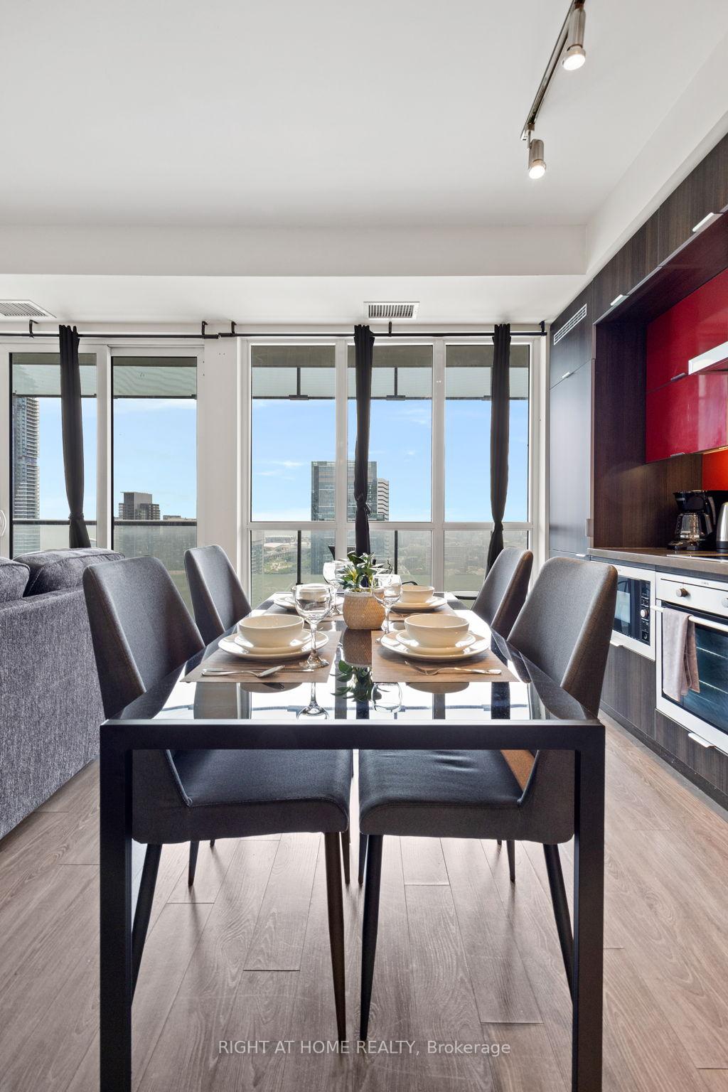 Photo 19 of Unit 3903, 300 front Street W, Toronto, Waterfront Communities — HOMEH