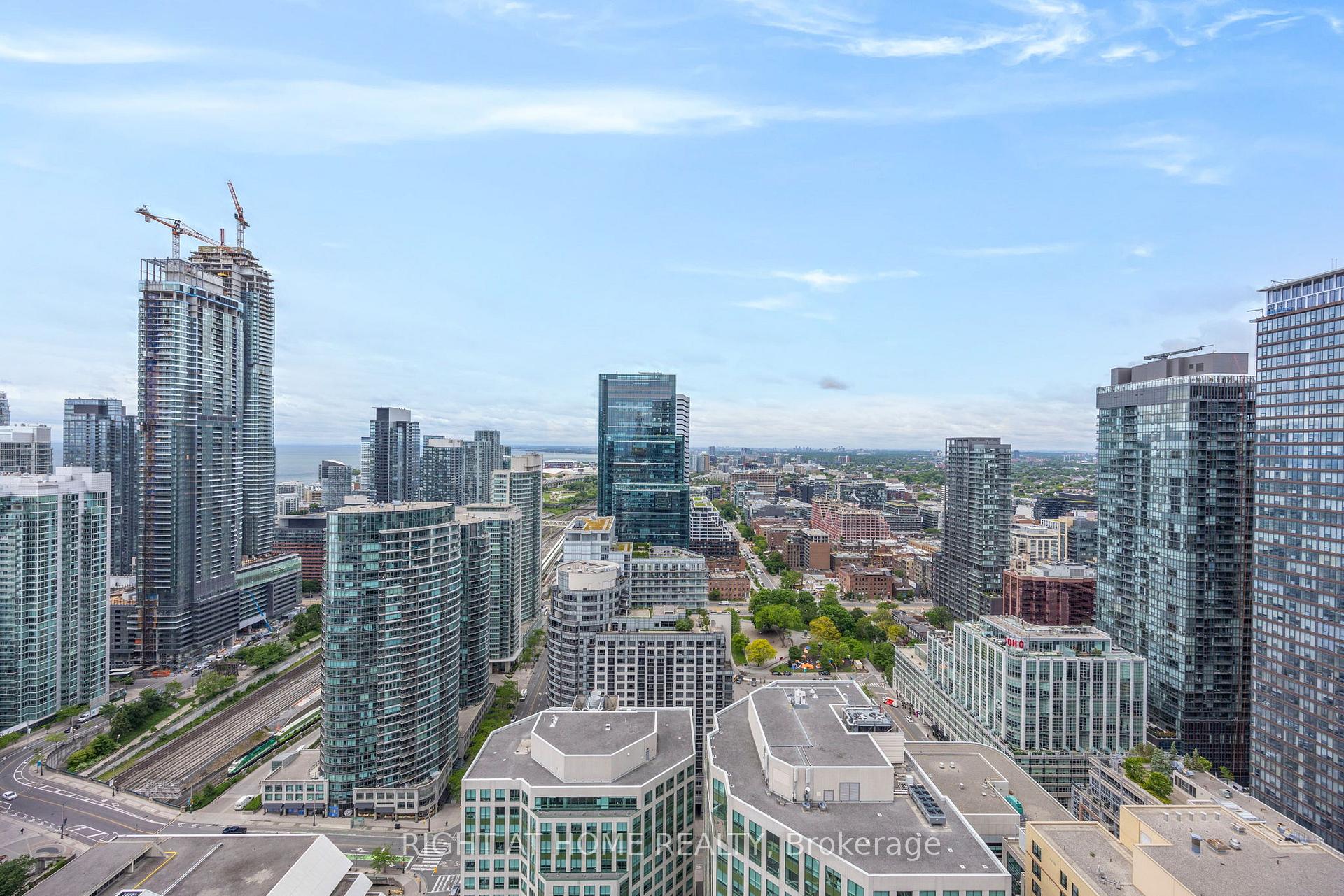 Photo 23 of Unit 3903, 300 front Street W, Toronto, Waterfront Communities — HOMEH