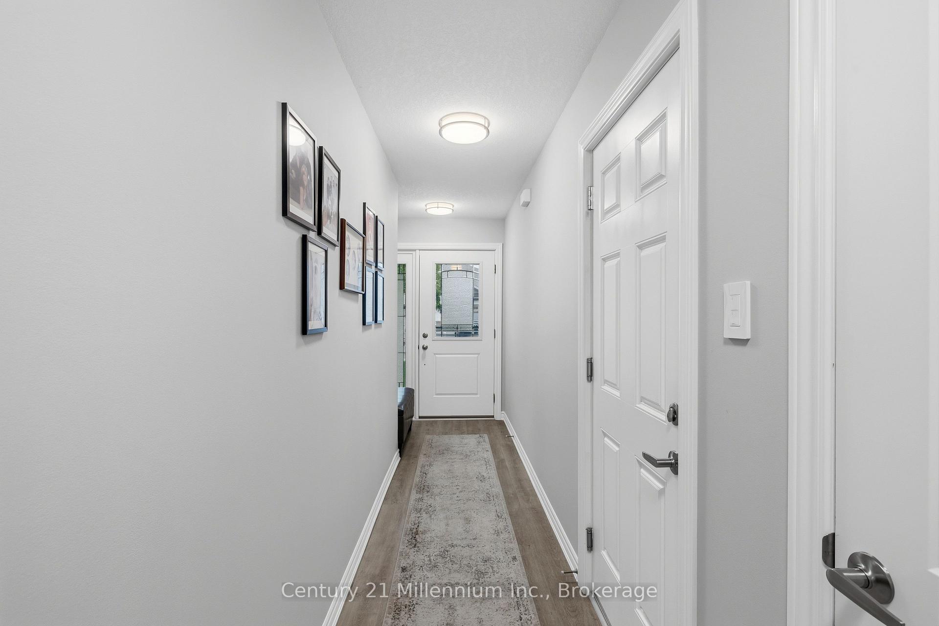Photo 5 of 66 Ivy Crescent, Wasaga Beach — HOMEH