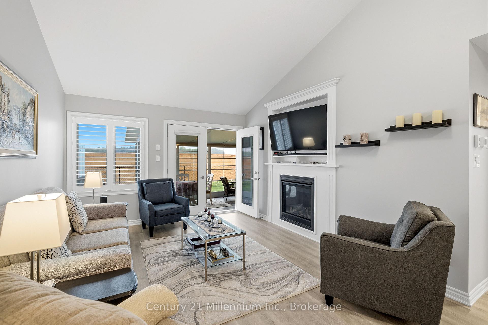 Photo 7 of 66 Ivy Crescent, Wasaga Beach — HOMEH