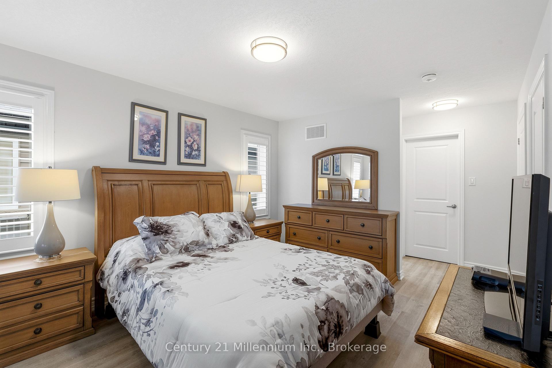 Photo 16 of 66 Ivy Crescent, Wasaga Beach — HOMEH