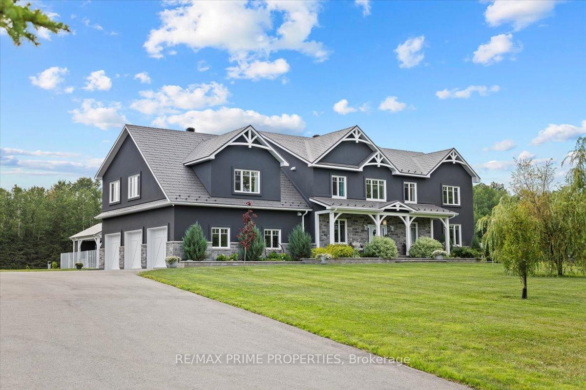 Photo of 2440 Emmett Road