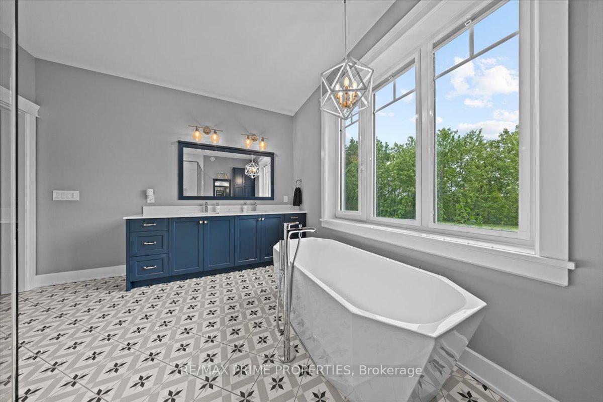 Photo 15 of 2440 Emmett Road, Ottawa, Cumberland West — HOMEH